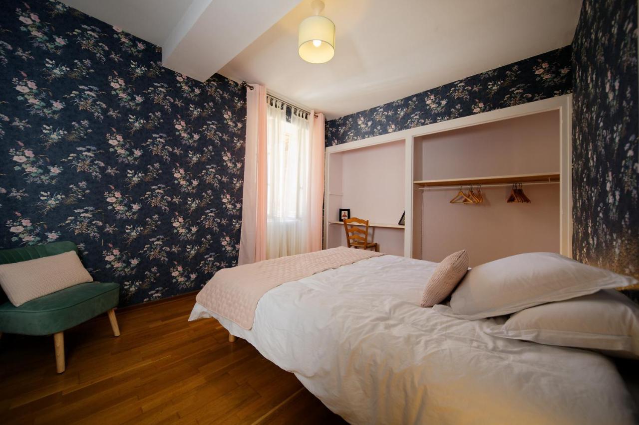 Les Chambres De La Vallee Argentonnay Exteriör bild